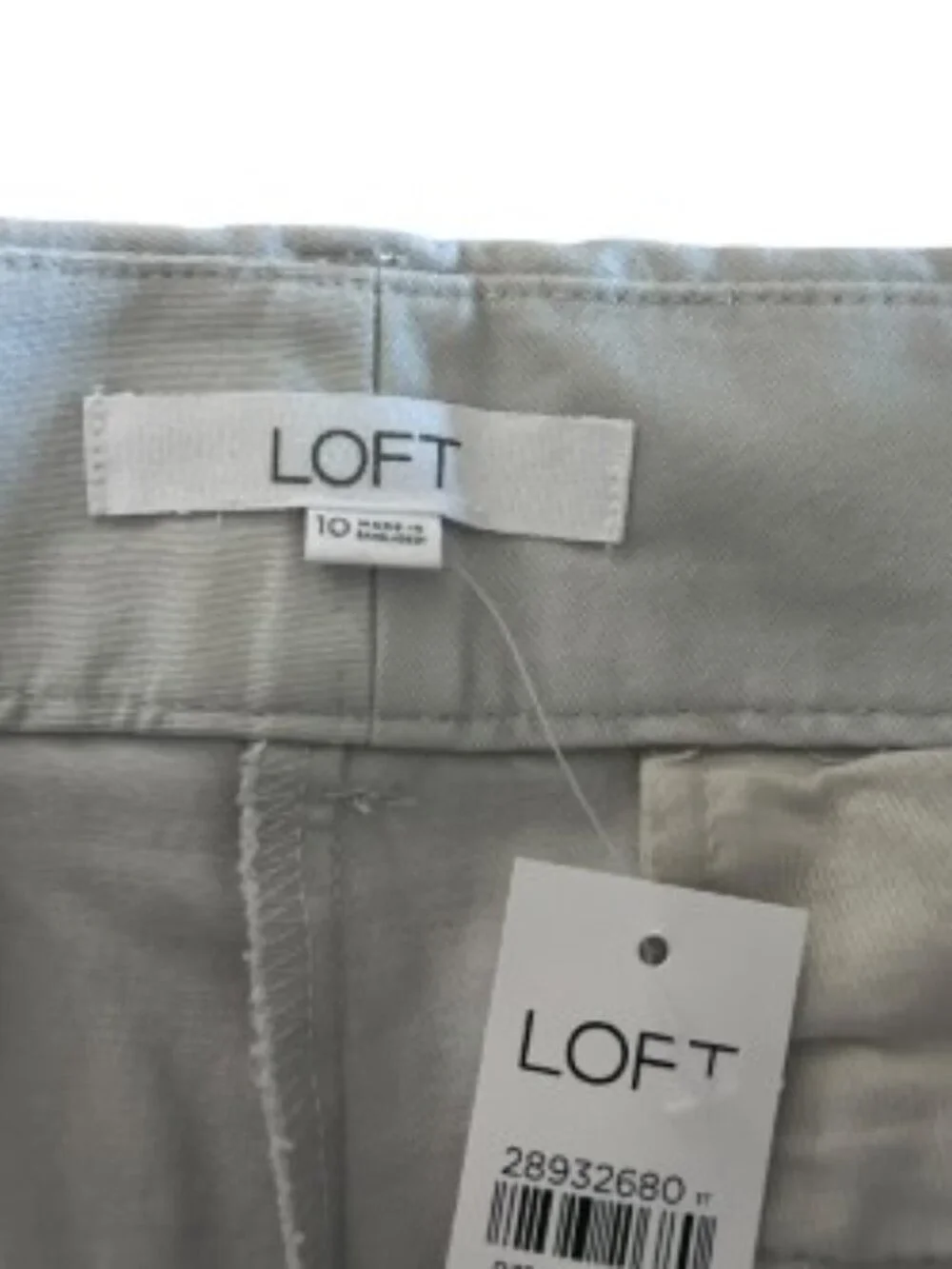 NWT Loft Grey Riviera Short 10